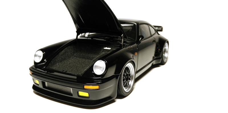 Illustration for article titled Porsche 930 Turbo "Blackbird", by AUTOart